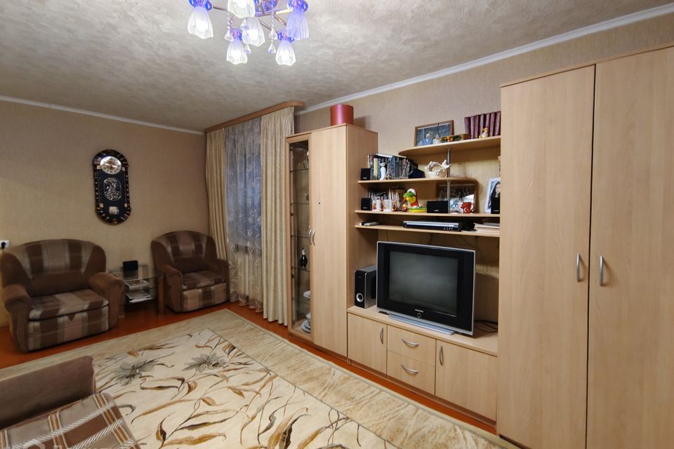 Продаётся 2-комнатная квартира, 42.4 м²