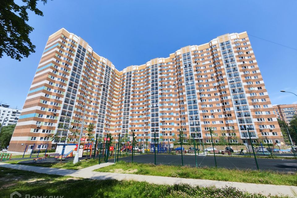 Продаётся 2-комнатная квартира, 54.5 м²