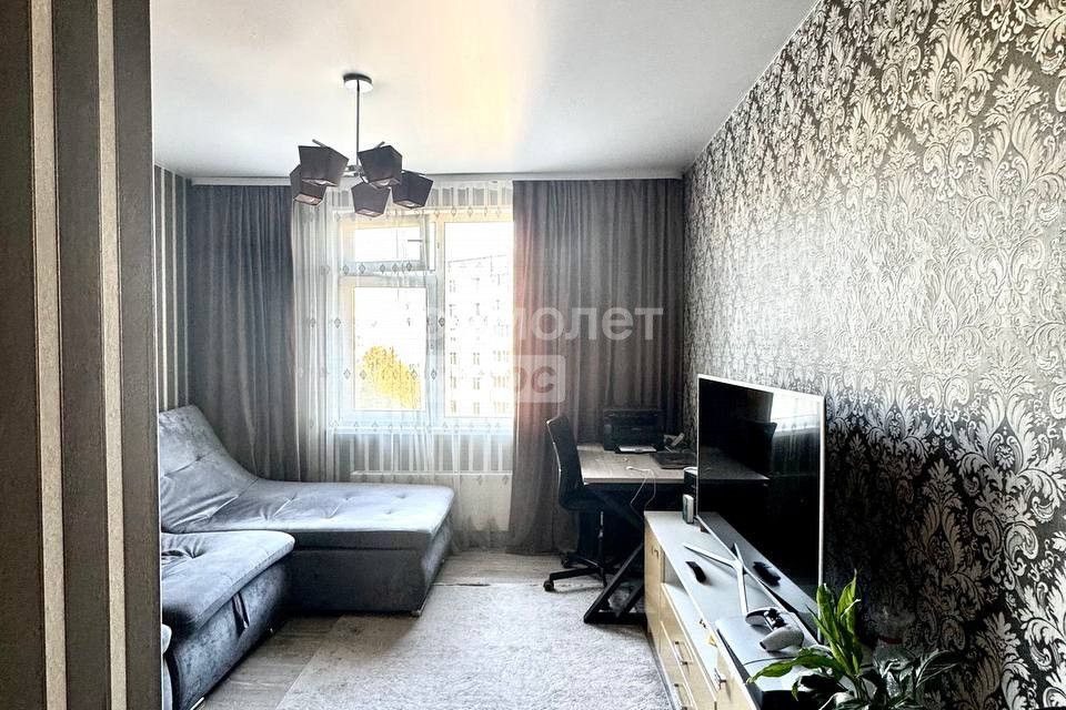 Продаётся 1-комнатная квартира, 41.2 м²