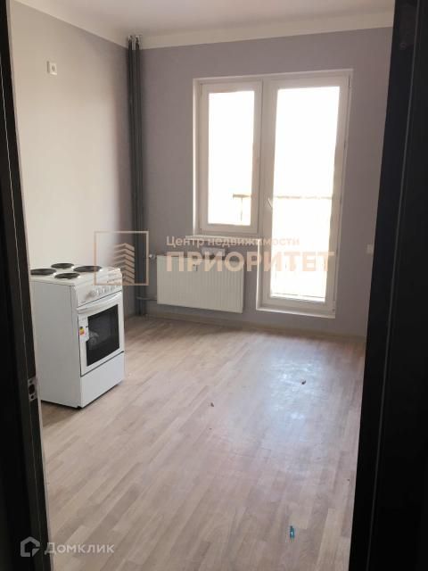 Продаётся 1-комнатная квартира, 38 м²