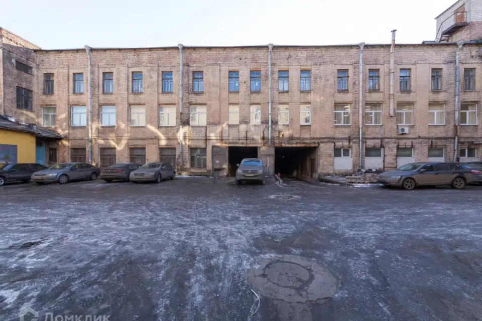 Сдаётся производственное помещение, 740.3 м²