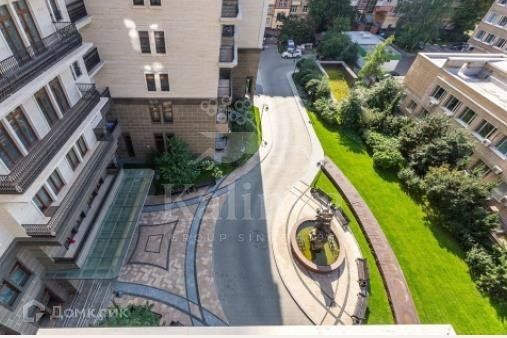 Продаётся 4-комнатная квартира, 170 м²