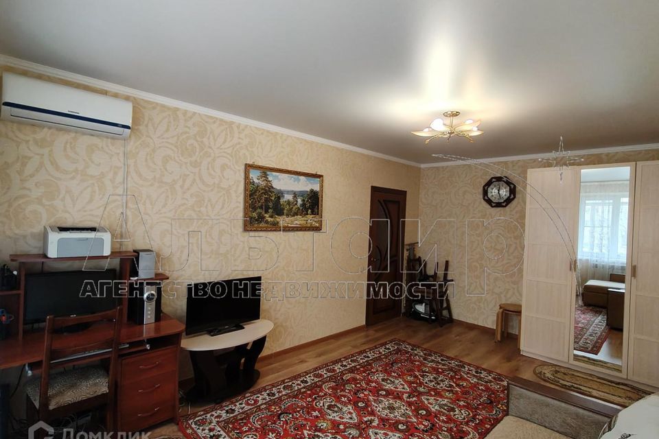 Продаётся 1-комнатная квартира, 37 м²