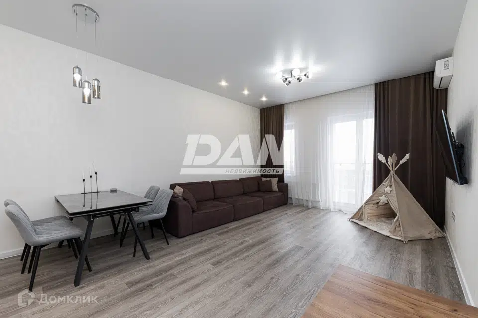 Продаётся 1-комнатная квартира, 60.1 м²