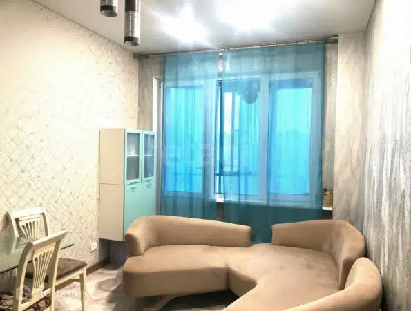 Продаётся 2-комнатная квартира, 60.4 м²
