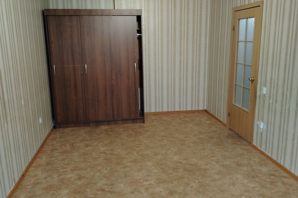Продаётся 1-комнатная квартира, 35.8 м²