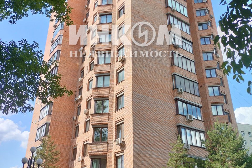 Продаётся 3-комнатная квартира, 110 м²