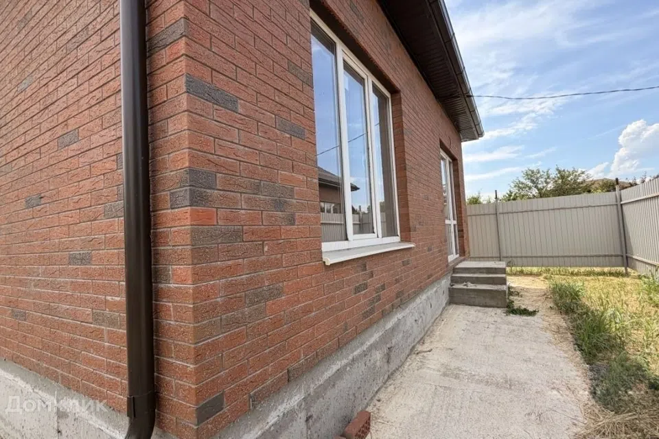 Продаётся 1-этажный дом, 105 м²
