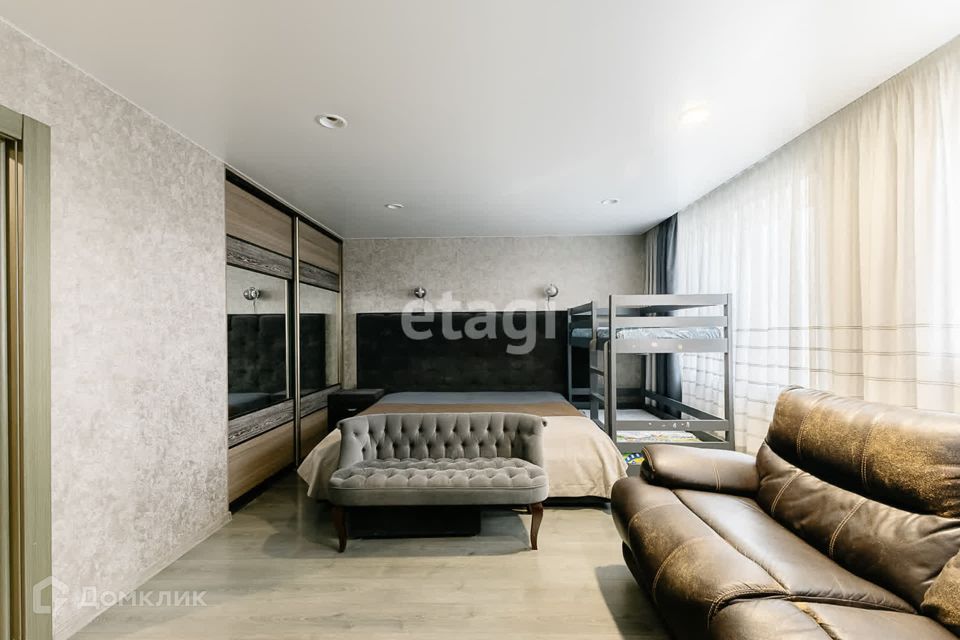 Продаётся 2-комнатная квартира, 73.8 м²