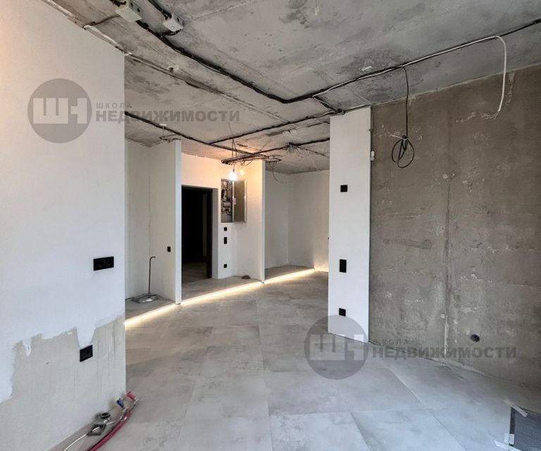 Продаётся 1-комнатная квартира, 42.8 м²