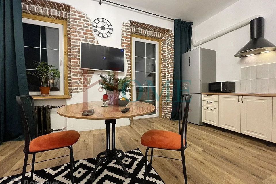 Сдаётся 1-комнатная квартира, 42 м²