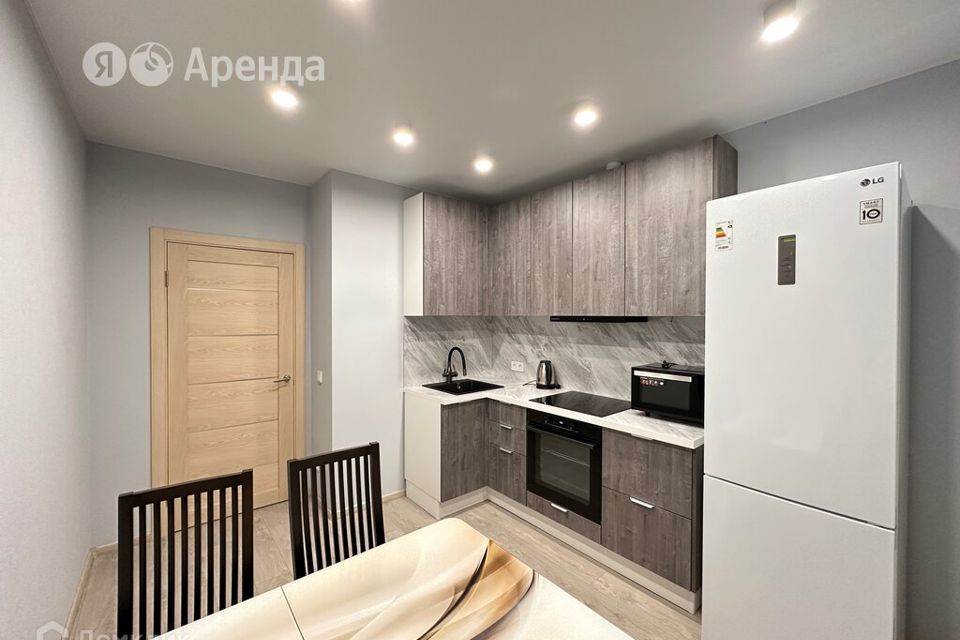 Сдаётся 2-комнатная квартира, 53 м²