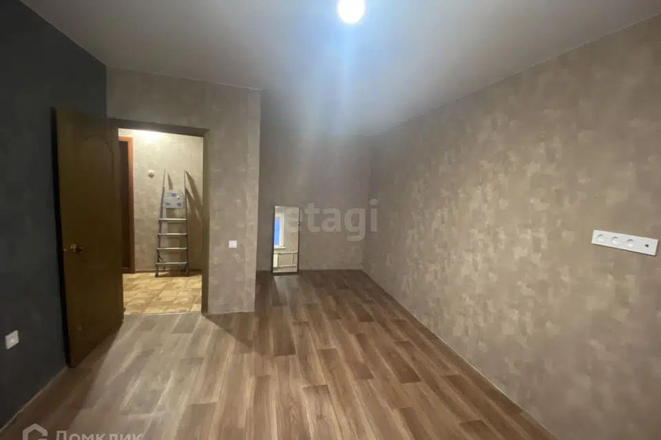 Продаётся 1-комнатная квартира, 33.3 м²