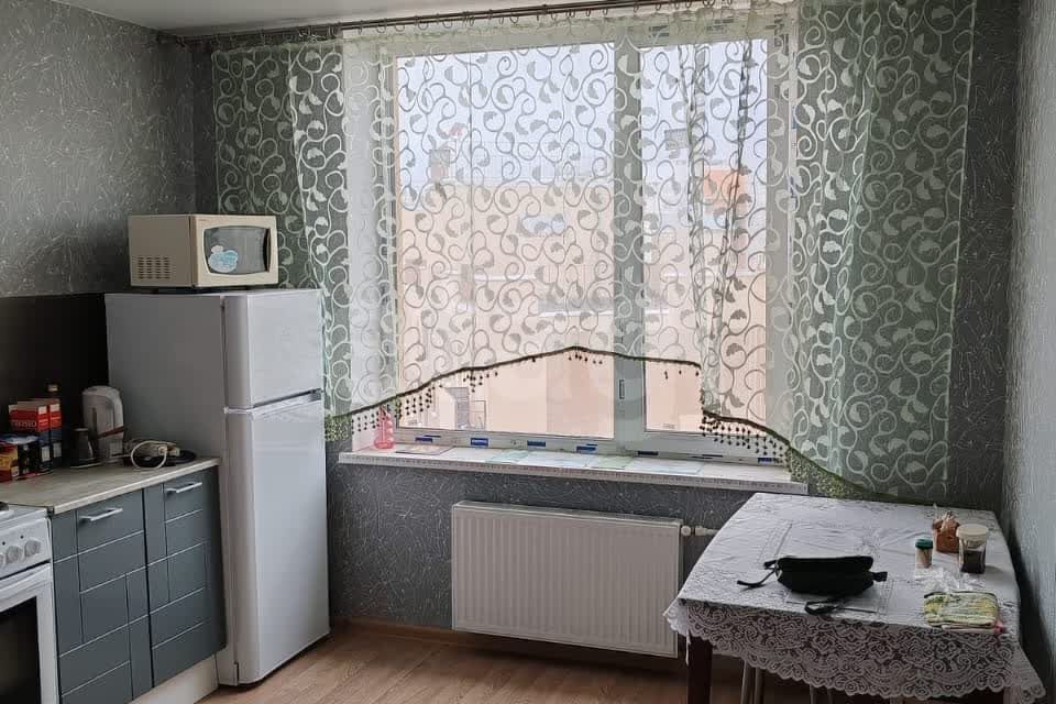 Продаётся 1-комнатная квартира, 37.7 м²