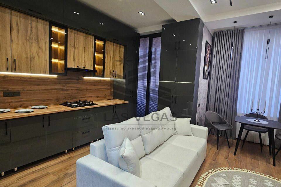 Сдаётся 2-комнатная квартира, 60 м²