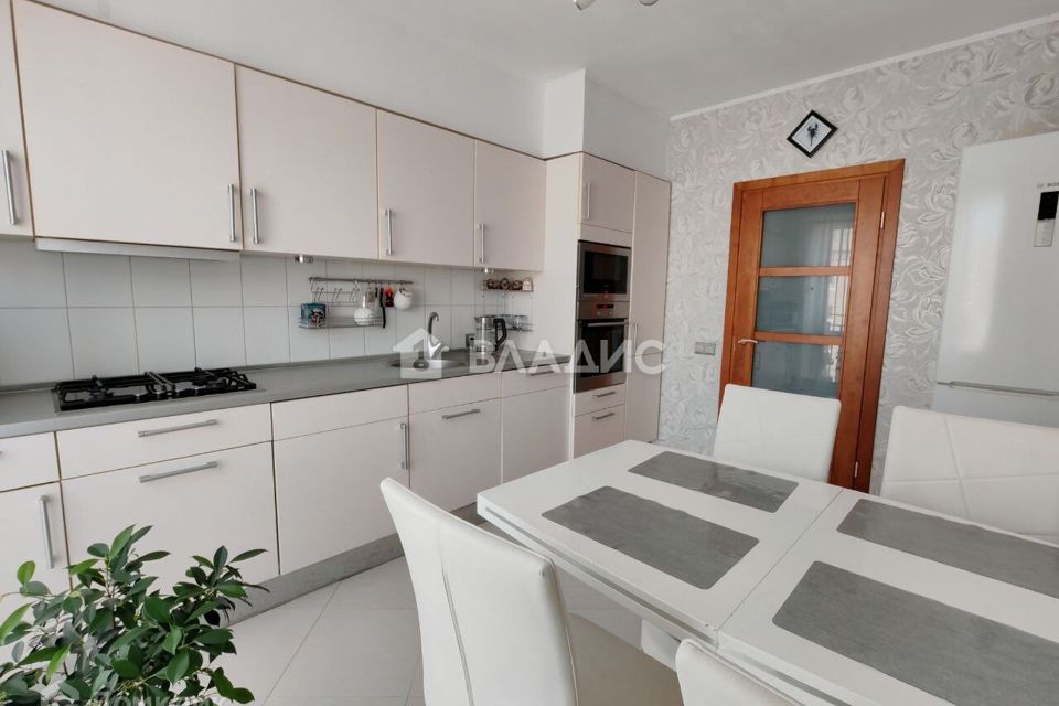 Продаётся 3-комнатная квартира, 81.4 м²