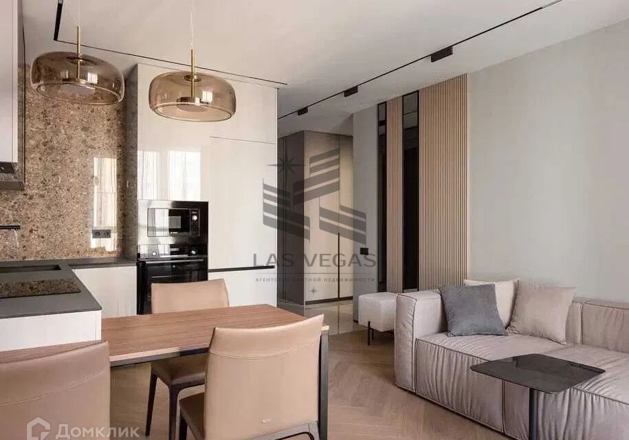 Сдаётся 3-комнатная квартира, 77 м²