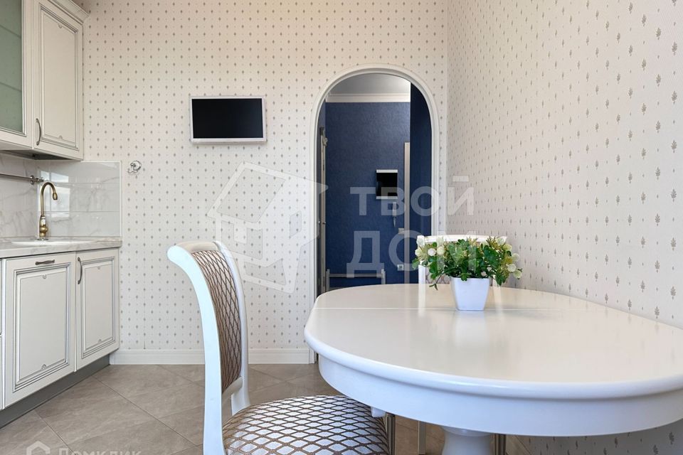 Продаётся 2-комнатная квартира, 62.4 м²