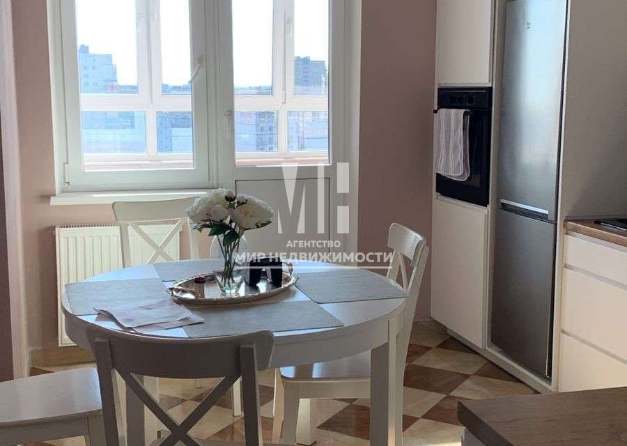 Сдаётся 2-комнатная квартира, 55 м²