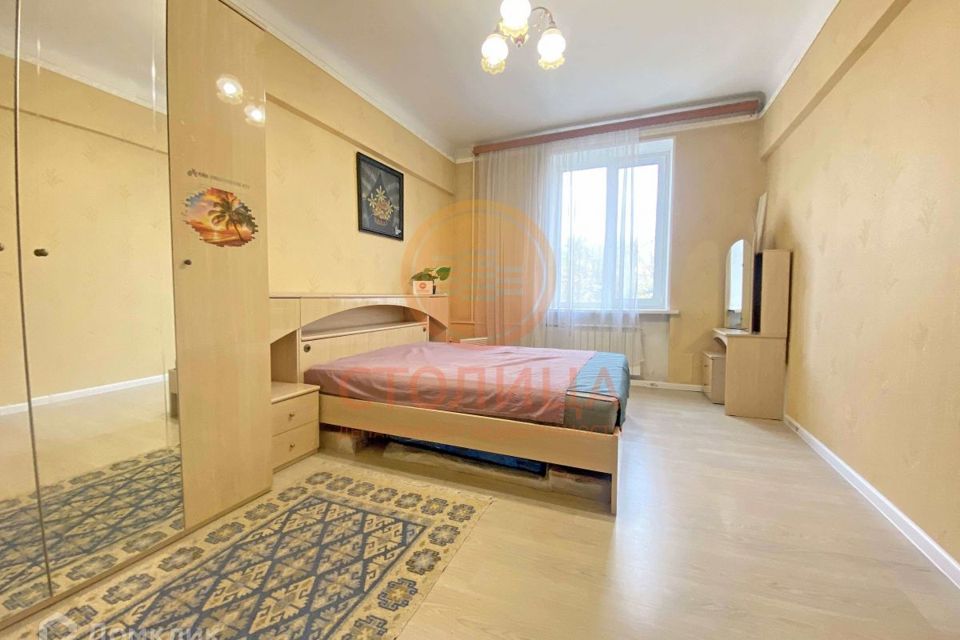Сдаётся 2-комнатная квартира, 64 м²