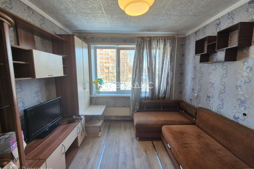 Продаётся комната в 1-комн. квартире, 13 м²