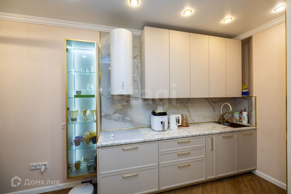 Продаётся 3-комнатная квартира, 71.2 м²