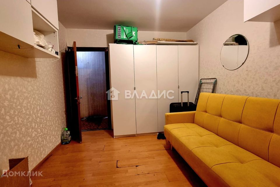 Продаётся комната в 3-комн. квартире, 63.5 м²