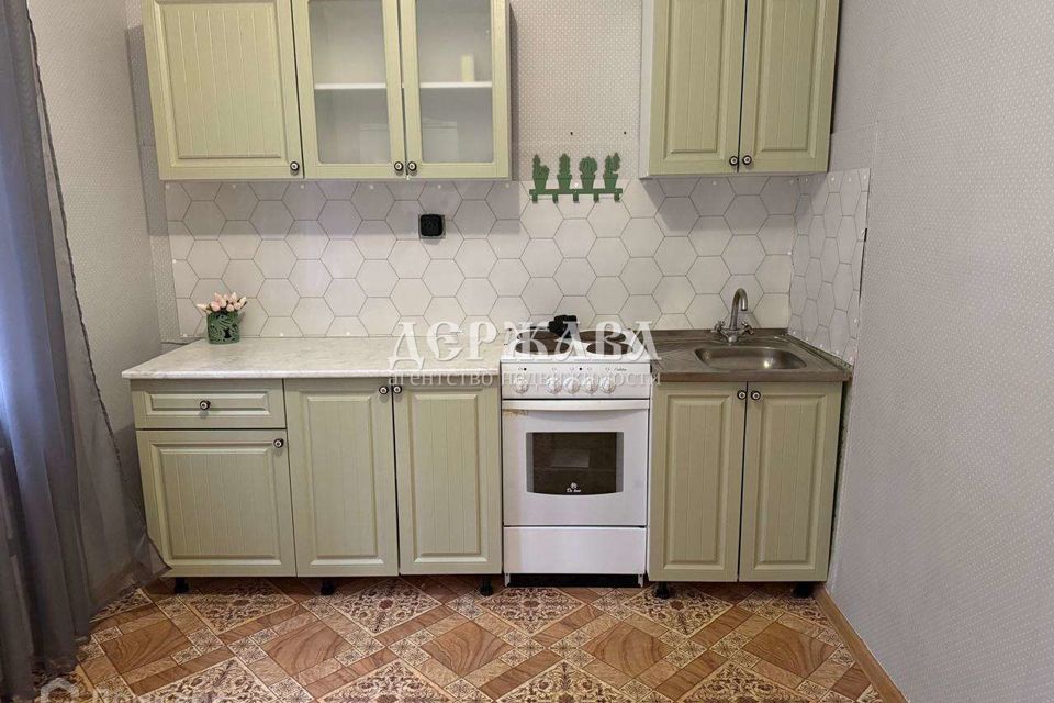 Продаётся 1-комнатная квартира, 37 м²