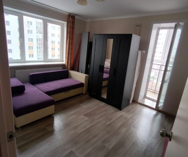 Продаётся 3-комнатная квартира, 77.4 м²