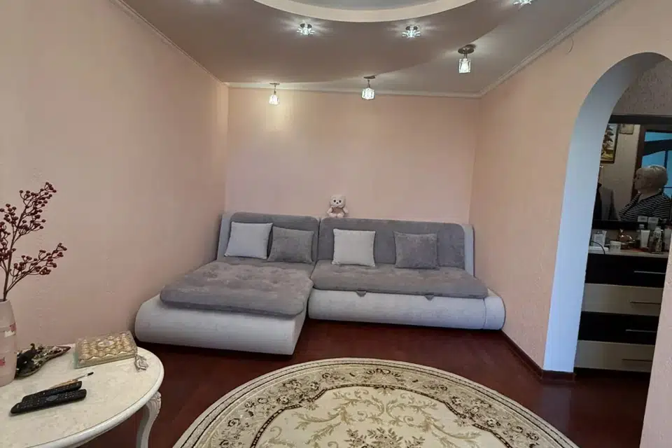 Продаётся 2-комнатная квартира, 43.7 м²