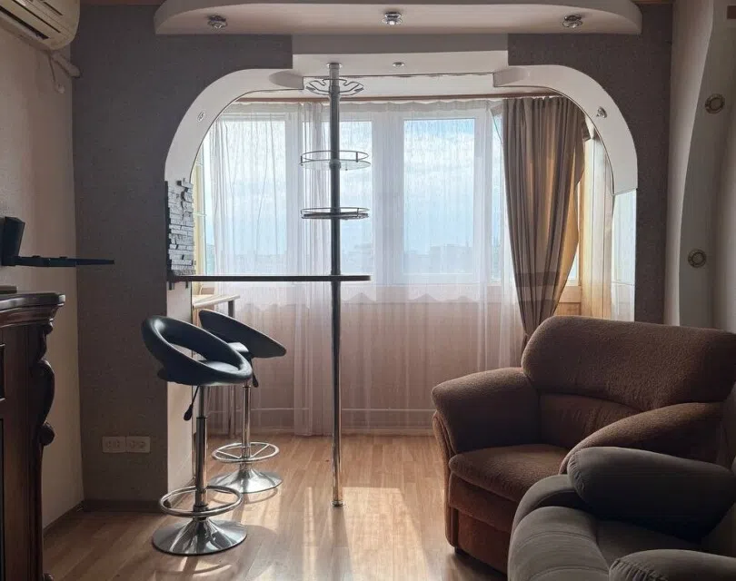 Продаётся 3-комнатная квартира, 70.6 м²