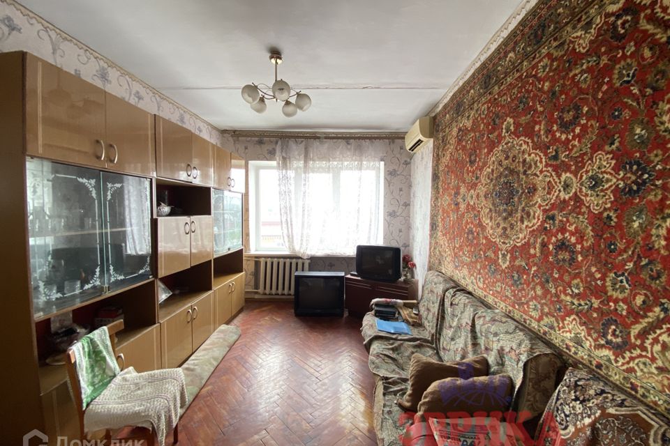 Продаётся 3-комнатная квартира, 49.9 м²