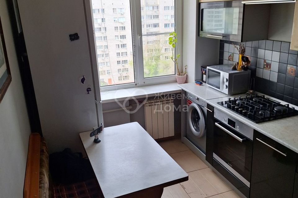 Продаётся 3-комнатная квартира, 59.3 м²
