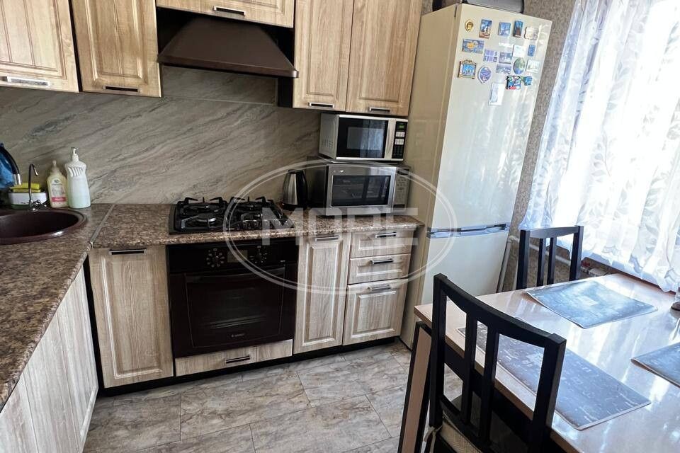 Продаётся 2-комнатная квартира, 52.5 м²