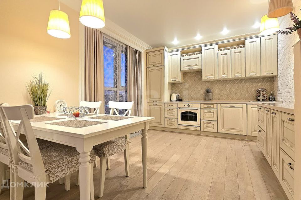 Продаётся 2-комнатная квартира, 62.6 м²