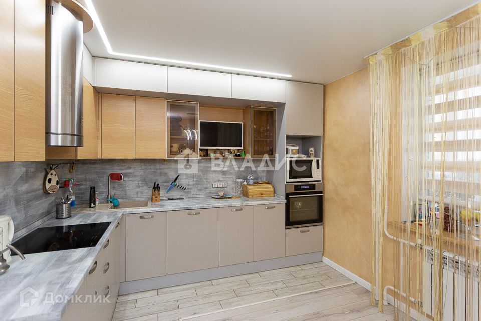 Продаётся 2-комнатная квартира, 71 м²
