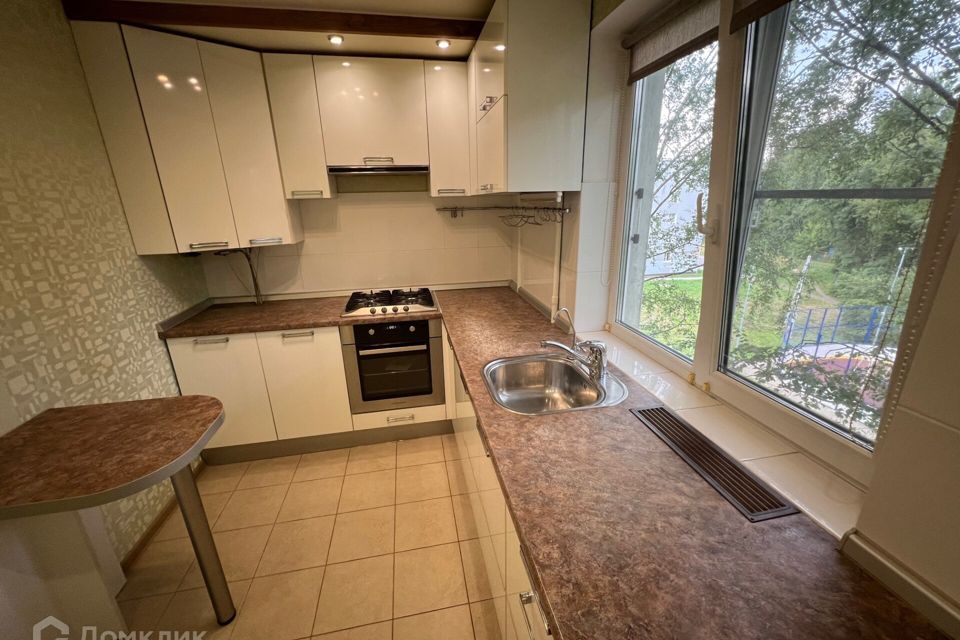 Продаётся 3-комнатная квартира, 59.8 м²