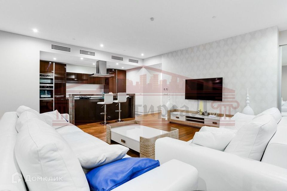 Сдаётся 3-комнатная квартира, 170 м²