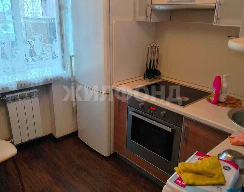 Сдаётся 1-комнатная квартира, 35 м²
