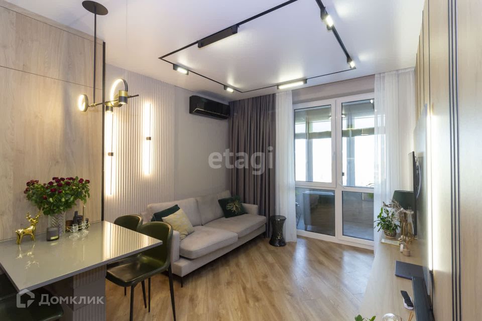 Продаётся 2-комнатная квартира, 80.3 м²