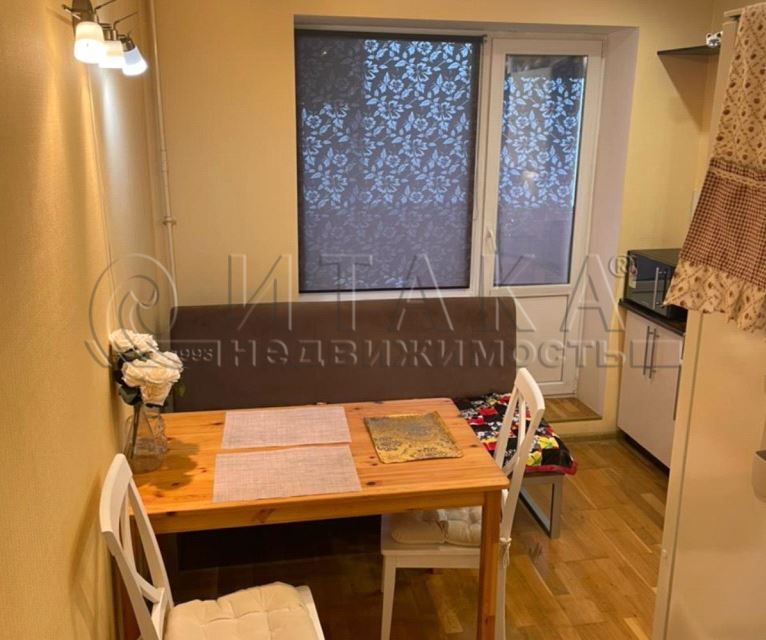 Сдаётся 1-комнатная квартира, 42 м²