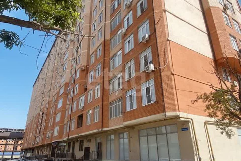 Продаётся 2-комнатная квартира, 76.1 м²