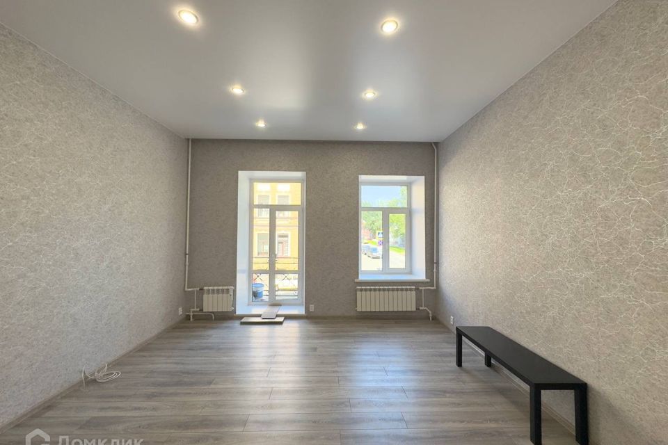Продаётся 1-комнатная квартира, 42.8 м²