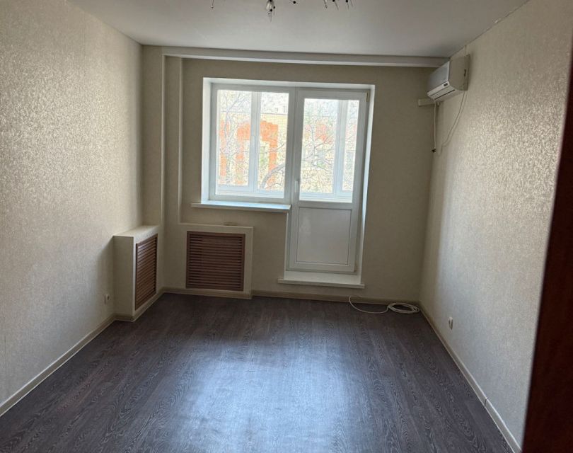Продаётся 3-комнатная квартира, 84 м²