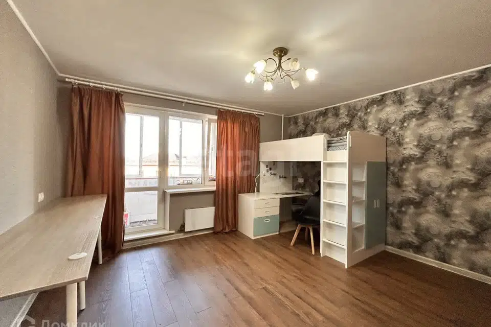 Продаётся 2-комнатная квартира, 57.6 м²