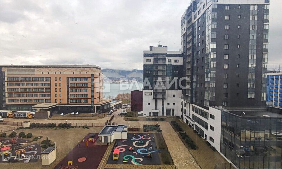 Продаётся 2-комнатная квартира, 122 м²