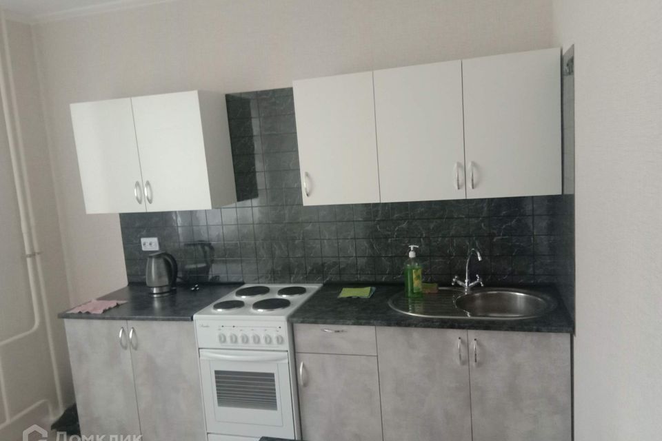Сдаётся 1-комнатная квартира, 40 м²