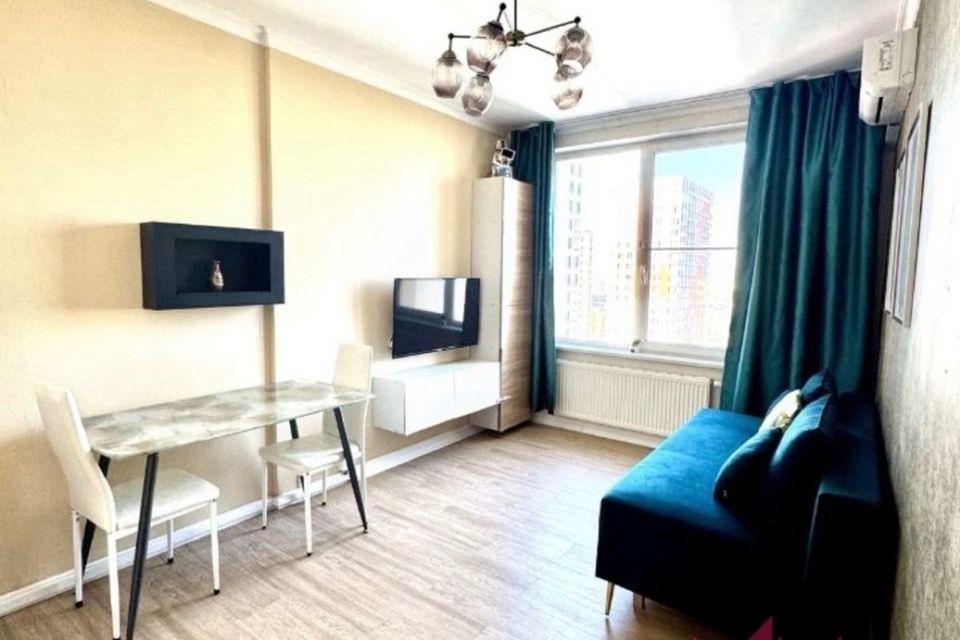 Продаётся 1-комнатная квартира, 43 м²