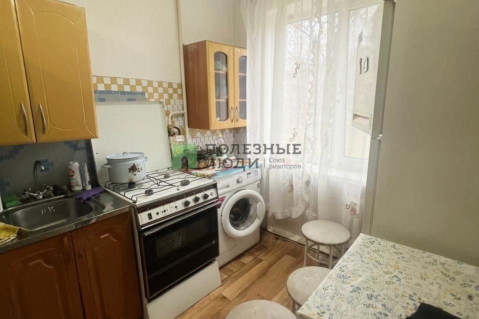 Сдаётся 4-комнатная квартира, 65 м²