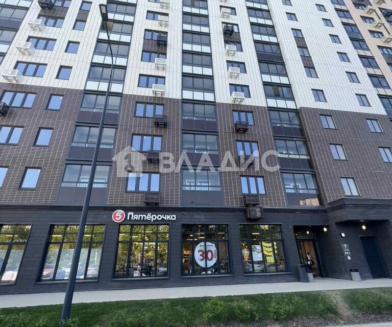 Продаётся машиноместо, 14.3 м²